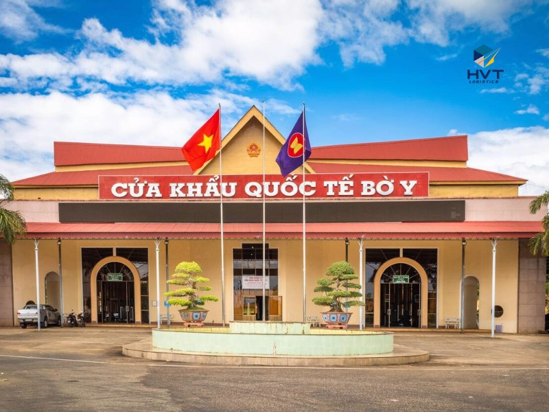 Cửa khẩu quốc tế Bờ Y, Kontum thông thương sang cửa khẩu Phoukeua ở muang Phouvong, tỉnh Attapeu, CHDCND Lào