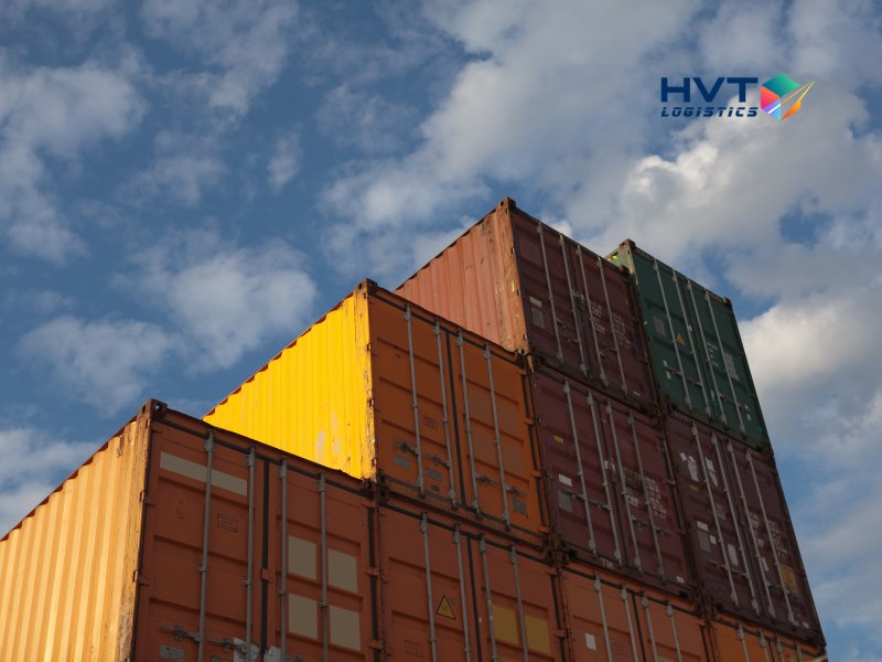 SOC là viết tắt của Shipper Owned Container trong xuất nhập khẩu