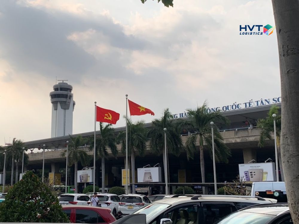 Sân bay quốc tế Tân Sơn Nhất tại TP Hồ Chí Minh